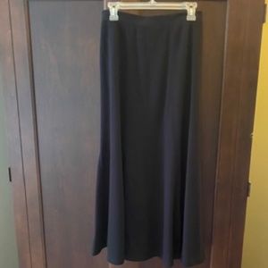 Woman's A-line midi skirt